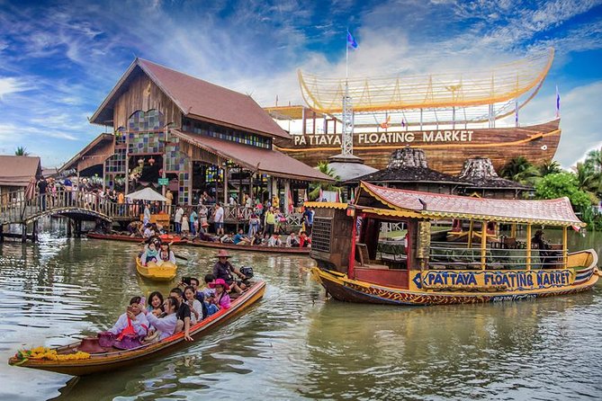Pattaya's Floating Market