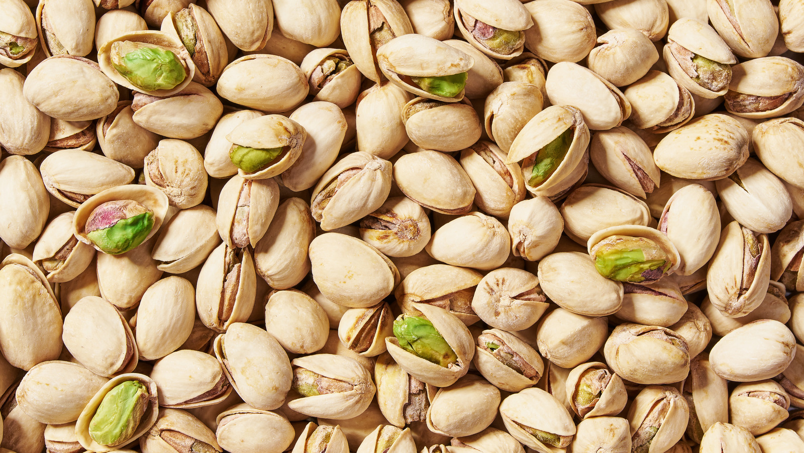 Superfoods: 8 Causes Why You Must Have A Few Pistachios Day by day